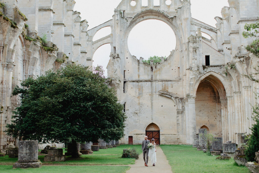 Old Abbey: historic place for a wedding